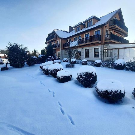 Hotel Sloneczny Brzeg 비스쿠피크 외부 사진