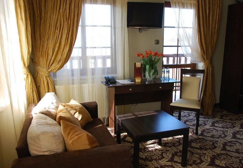 Hotel Sloneczny Brzeg 비스쿠피크 객실 사진